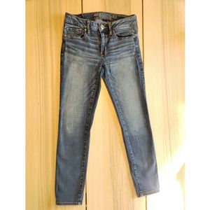 American Eagle Medium Wash Jeans